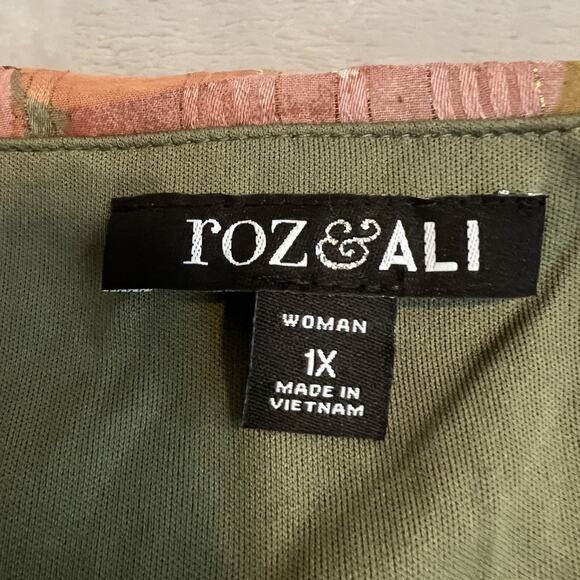 Roz Ali Top Womens 1X Green Floral Metallic Gold Chain Neckline Boho Casual - Picture 8 of 10